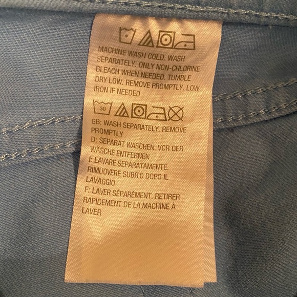 Susan Graver Stretch Twill Pull-on Capri Pants - Picture 4 of 8